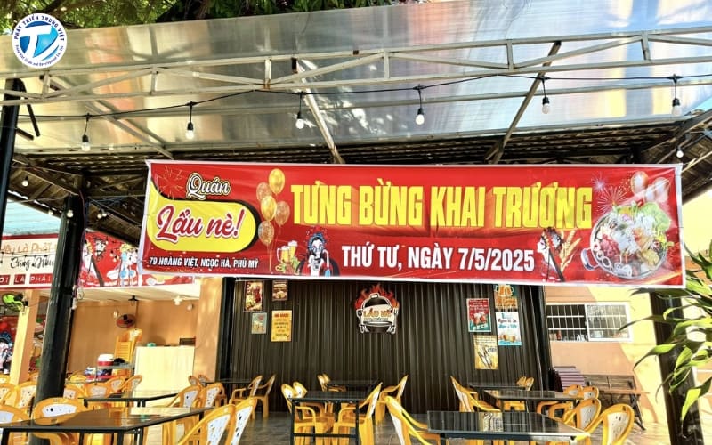 Mẫu băng rôn khai trương quán ăn đơn giản